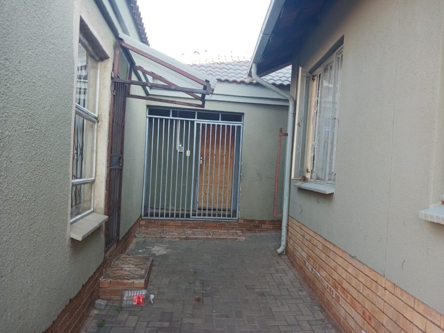 3 Bedroom Property for Sale in Tlhabane West North West